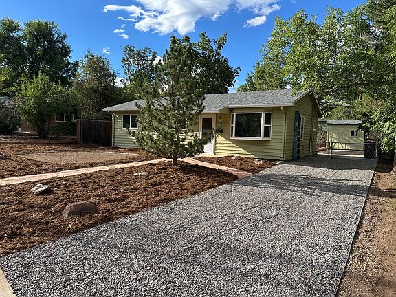 4th image of 945 Grape Ave #2