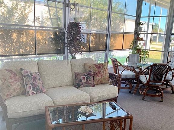 5th image of 609 Pine Grove Ct