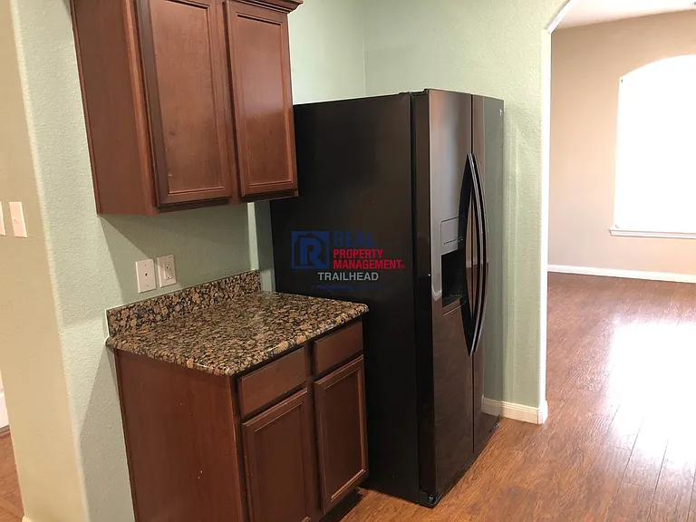 1116 Flatwater Trl — Photo 5