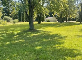 6035 S Fulton Lucas Rd, Swanton, OH 43558