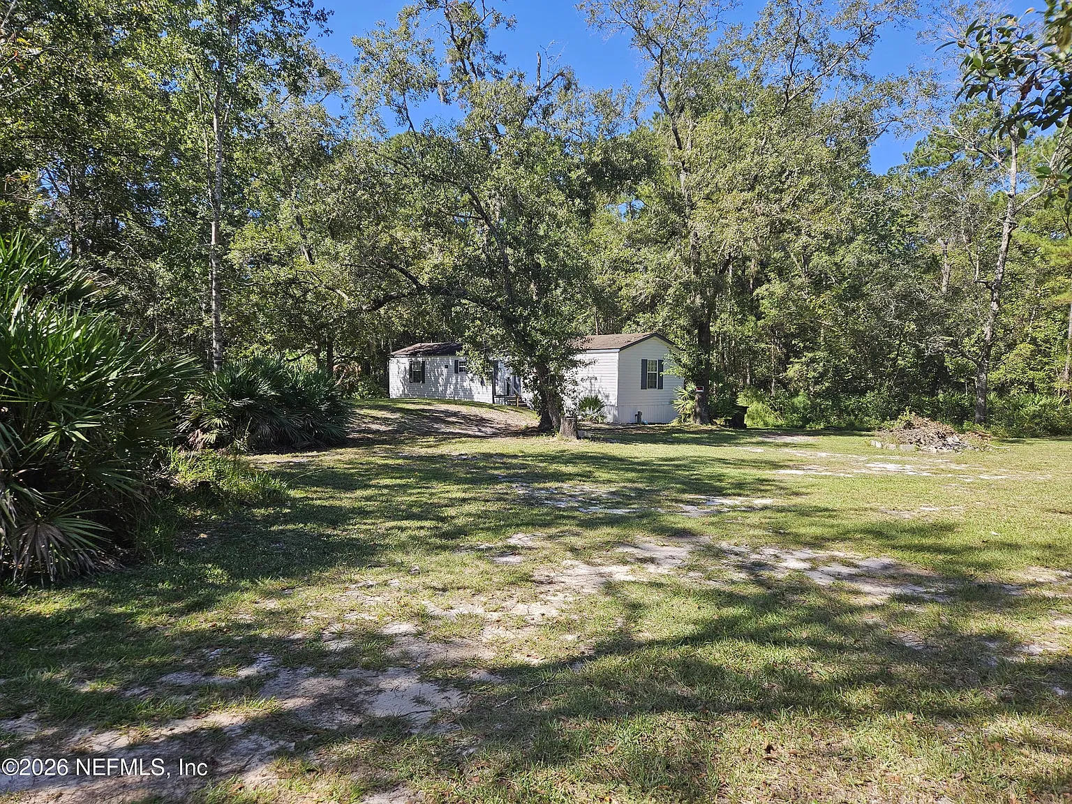 3 bed, 2.0 bath, 924 sqft, $1,650 — Photo 1