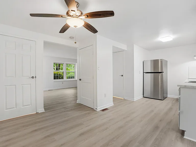 10214 Millstream Dr — Photo 11