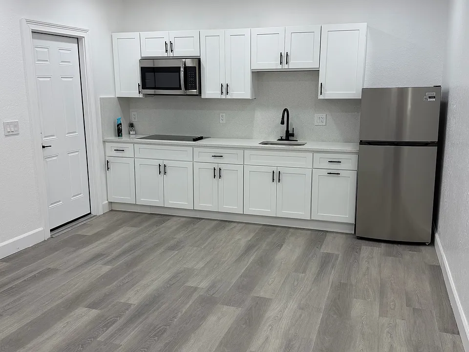 1511 Grayson Dr #2