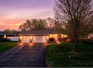 17076 Forfar Ct, Farmington, MN 55024