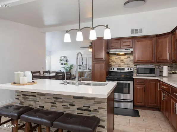 2972 W Maxine Cir, Tucson, AZ 85746
