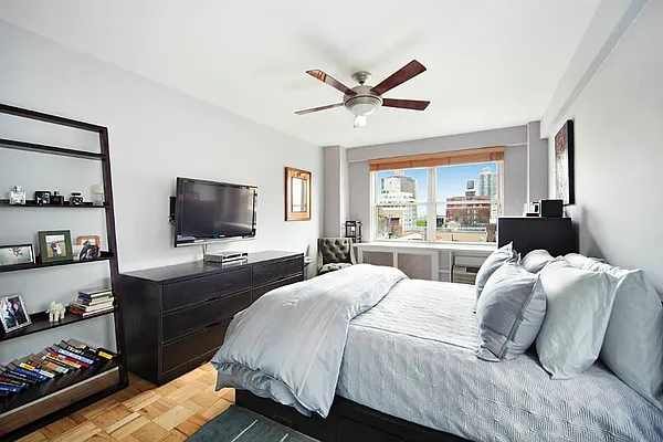 Sold by Town Residential | media 8