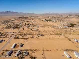 800 Amador Dr, Chaparral, NM 88081