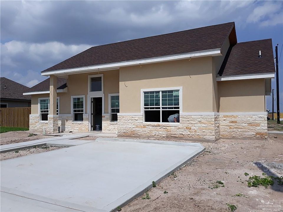 1st image of 812 Sabrina Dr