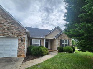 1 Hollow Crest Way, Arden, NC 28704