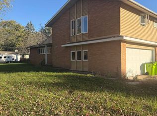 3070 E Frederick St, Midland, MI 48640