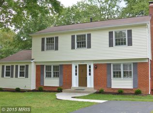 5709 Glamis Dr, Alexandria, VA 22315