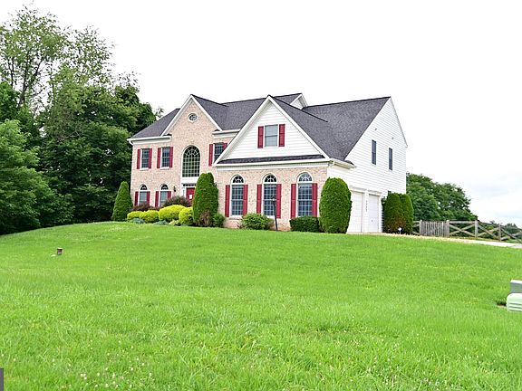 3rd image of 2609 Sunshine Ct