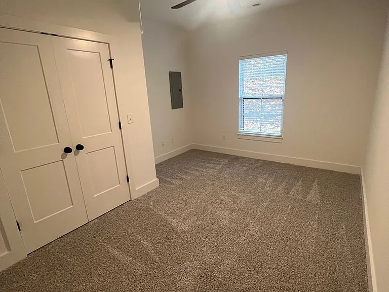 224 Willow Ct — Photo 11