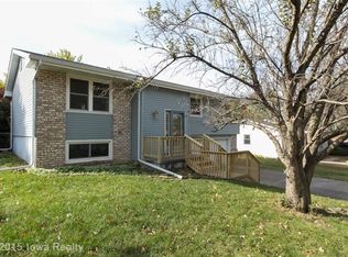 1413 E Detroit Ave, Indianola, IA 50125