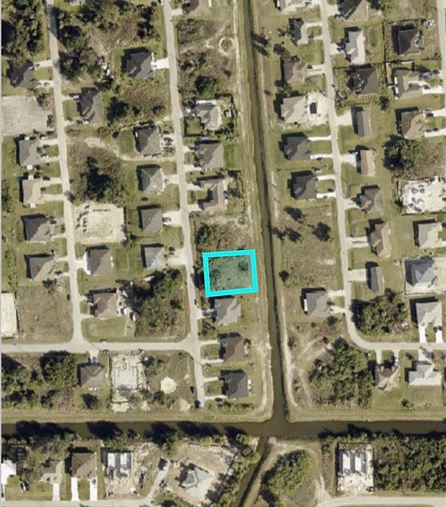 2nd image of 1141/1143 Hightower AVE S