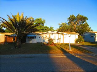 4250 Shoreline Dr, New Port Richey, FL 34652