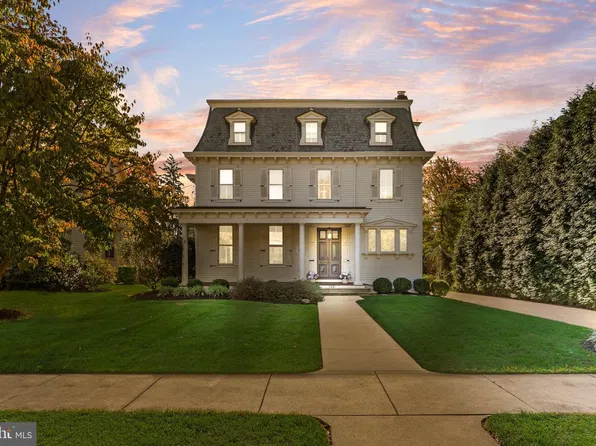 142 E Oak Ave, Moorestown, NJ 08057