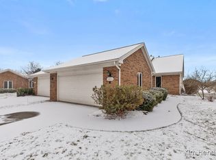 2952 Grand Isle Dr NE, Belmont, MI 49306
