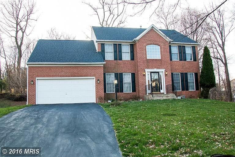 Street View (Crown of Cul de Sac)
