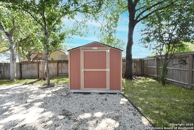 222 Tapwood Ln — Photo 40