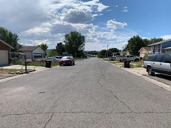 5th image of 2784 Hartford Ct