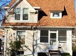 825 Spruce St, Quincy, IL 62301