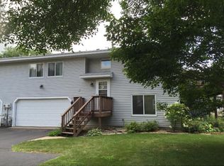 1 Golden Oak Dr, Circle Pines, MN 55014