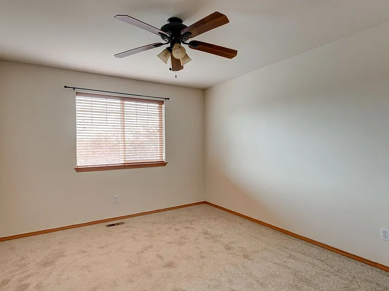 1730 NW Almond Loop — Photo 12