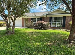 5878 Shady Woods Ct, Gulf Shores, AL 36542