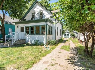 1433 Hewitt Ave, Saint Paul, MN 55104