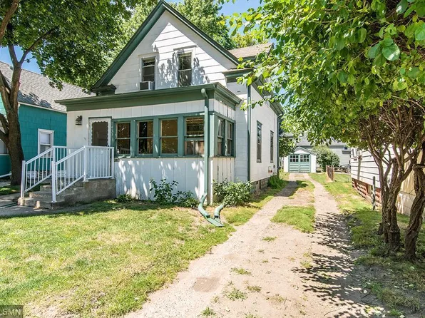 1433 Hewitt Ave, Saint Paul, MN 55104