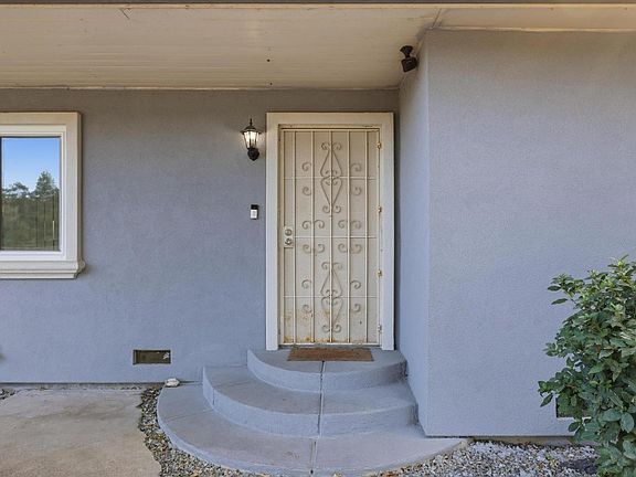 3rd image of 1607 Redding Ave