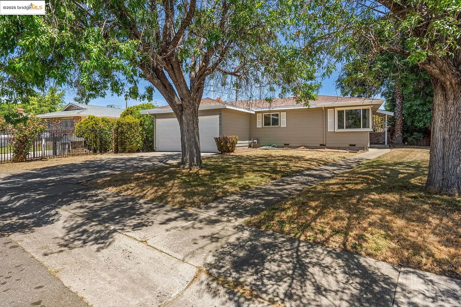 6419 Dallas Way photo 1
