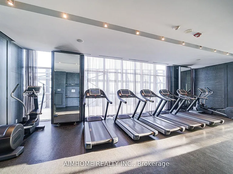 1080 Bay St #1506 — Photo 22