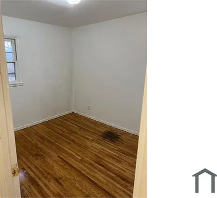 405 Shepley Dr — Photo 6