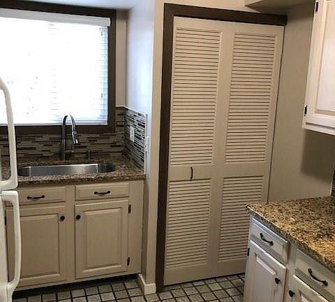 5th image of 1464 Bobby Ln #13