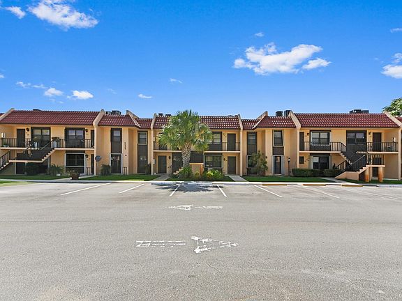 3rd image of 5937 Forest Hill Boulevard #103