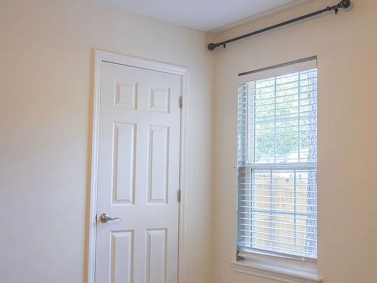 206 Blueberry Ct — Photo 37