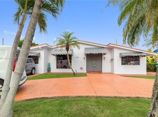 3301 SW 97th Ave, Miami, FL 33165