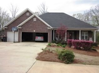 110 High Point Dr, Tupelo, MS 38801