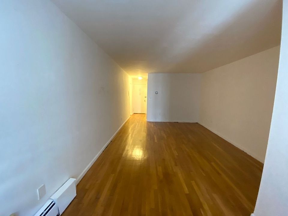 2nd image of 235 E 83rd St APT 5G