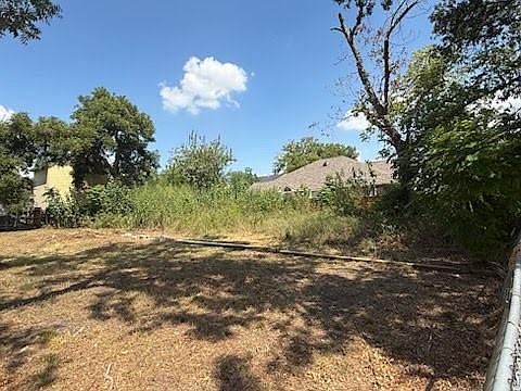 1st image of 6919 Linden St