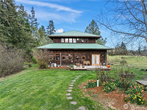 651 E Marrowstone Road, Nordland, WA 98358