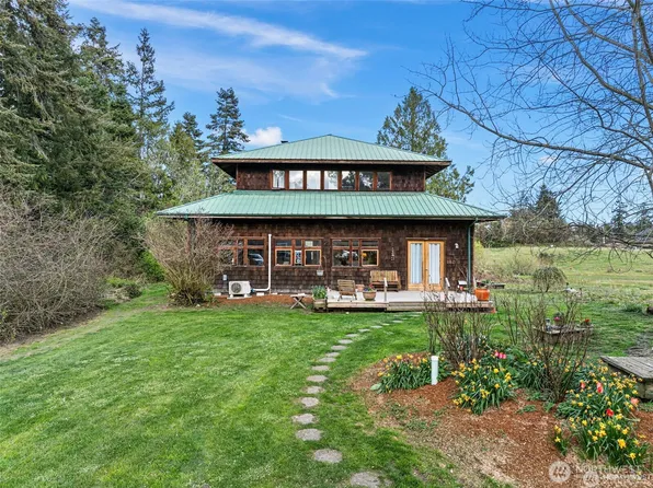 651 E Marrowstone Road, Nordland, WA 98358