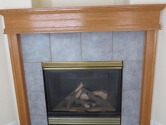 3rd image of 200 W Navaho Ave