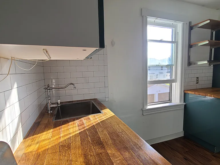 219 Virginia Ave #B — Photo 22