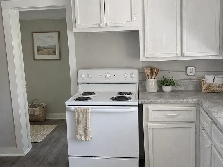 3775 Grand Ave — Photo 5