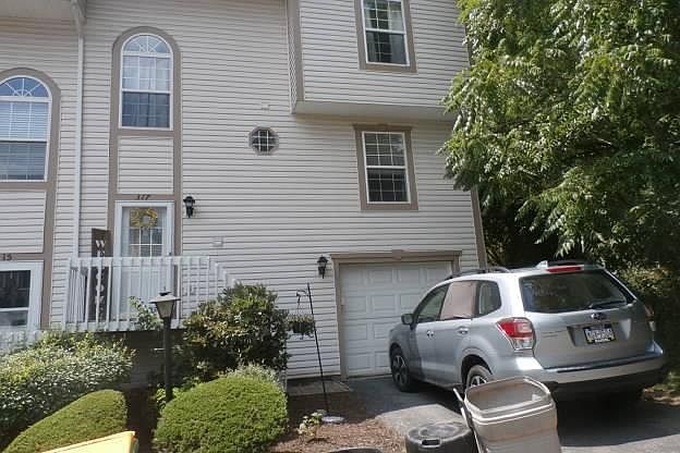 1st image of 317 Wildflower Ct
