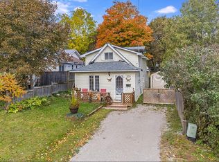 370 Homewood Ave, Orillia, ON L3V3K8