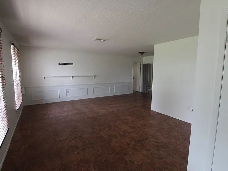 5565 Baffin Cir — Photo 17
